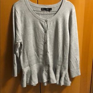 New York &Company Long sleeves cardigan